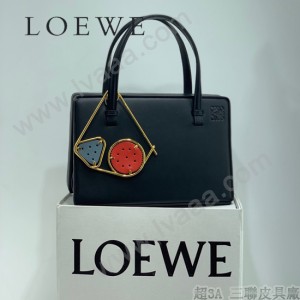 LOEWE 050-1 羅意威 全新postal手袋