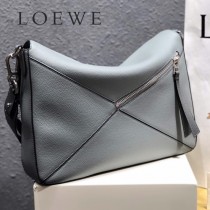 LOEWE 047-3  羅意威  Puzzle原單邮差包 专柜最新男款系列