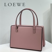 LOEWE 050-4 羅意威 全新postal手袋