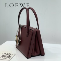 LOEWE 050 羅意威 全新postal手袋