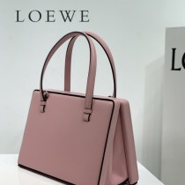 LOEWE 050-4 羅意威 全新postal手袋