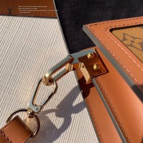 M44580 原版皮Dauphine手袋系列新作