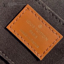 M44580 原版皮Dauphine手袋系列新作