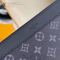 M69256 原版皮POCHETTE DISCOVERY 手袋