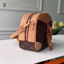 M45528 原版皮 Nicolas Ghesquière 相機包