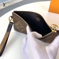 M68756 原單經典Monogram 帆布於三款手拿包變幻格調