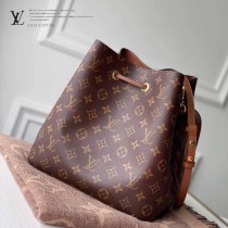 M44887 原版皮Gaston-Louis Vuitton