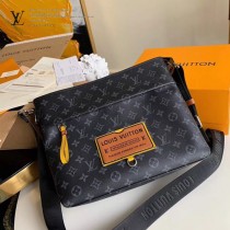 M48219  新款原版皮Messenger PM Voyager小號郵差包