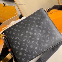 M48219  新款原版皮Messenger PM Voyager小號郵差包