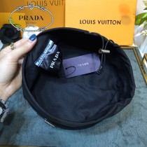 普拉達PRADA新款中性帽子 專櫃限量新品、潮男潮女時尚單品，尼龍面料柔軟，正版出品