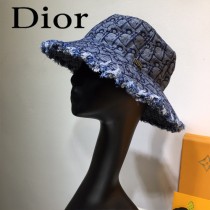 DIOR奧迪 新品官網限量款帽子 復古的牛仔 配老花logo，超級百搭