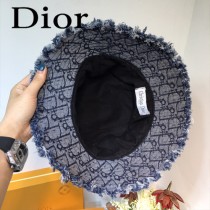 DIOR奧迪 新品官網限量款帽子 復古的牛仔 配老花logo，超級百搭
