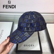 FENDI 芬迪 最新色官網款棒球帽 牛津材質 頭層牛皮 真皮帽沿，真皮調節帶