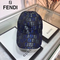 FENDI 芬迪 最新色官網款棒球帽 牛津材質 頭層牛皮 真皮帽沿，真皮調節帶