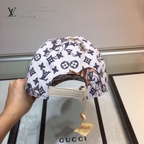 LV 路易威登LV原單帽子動物系列logo棒球帽，個性十足 高端大氣 休閑又有範 百搭款 時尚達人必備款