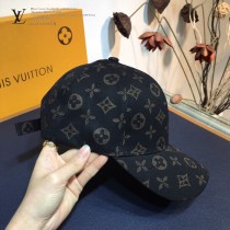 LV路易威登 春夏系列新品棒球帽 超贊的帽型，男女同款