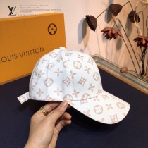 LV路易威登 春夏系列新品棒球帽 超贊的帽型，男女同款