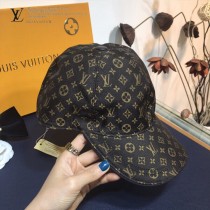 LV路易威登最新款棒球帽  時尚潮流
