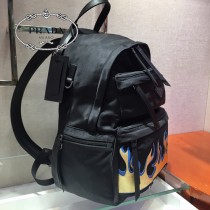 2VZ025  PRADA普拉達原版皮新款雙肩包