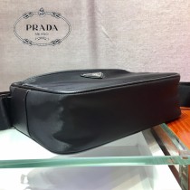 2VH048 PRADA普拉達 經典新款相機包