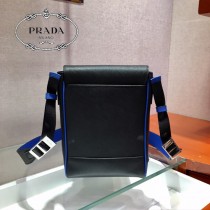 2VD019-2 PRADA普拉達新款原版皮男士郵差包斜挎包