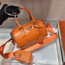 1BA846-3 波士頓三合壹 Prada hyper leaves三合壹枕頭包