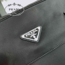 1BD671 PRADA普拉達新款原版皮郵差包