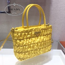 1BG321-2 PRADA普拉達 nylon 皺褶新款購物袋