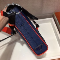 2VD019-3 PRADA普拉達新款原版皮男士郵差包斜挎包