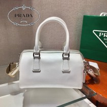 1BA846-1 波士頓三合壹 Prada hyper leaves三合壹枕頭包