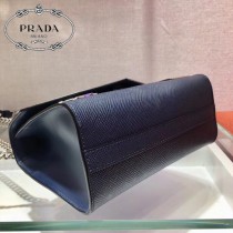 1BD127-2 PRADA普拉達原版皮公仔斜背包