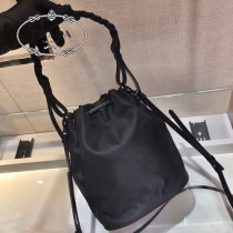 1BZ038 PRADA普拉達原單新款水桶 尼龍編織繩桶包