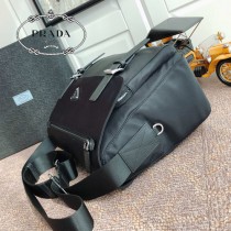 1BD671 PRADA普拉達新款原版皮郵差包