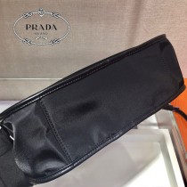 1BC115大号  PRADA普拉達新款原版皮Hobo 三合壹手提肩背斜跨包
