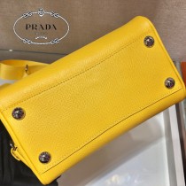 1BA846-4 波士頓三合壹 Prada hyper leaves三合壹枕頭包