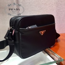 2VH048 PRADA普拉達 經典新款相機包