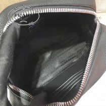 2VF027  PRADA普拉達新款原版皮手拿包