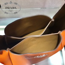 1BC127  PRADA普拉達 新款水桶包最新款菜籃子