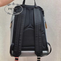 2VZ135 PRADA普拉達新款原版皮雙肩背包