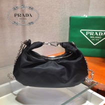 1BH172-2 PRADA普拉達新款原版皮雲朵包