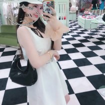 1BH172-2 PRADA普拉達新款原版皮雲朵包