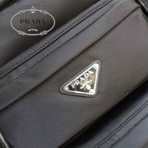2VZ025-1  PRADA普拉達原版皮新款雙肩包