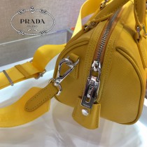 1BA846-4 波士頓三合壹 Prada hyper leaves三合壹枕頭包
