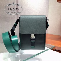 2VD019-1 PRADA普拉達新款原版皮男士郵差包斜挎包