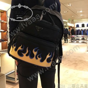 2VZ025  PRADA普拉達原版皮新款雙肩包