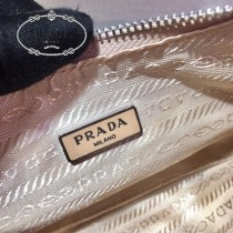 1NE204-3 PRADA普拉達新款原版皮Hobo月亮包