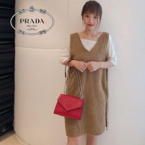 1BD127 PRADA普拉達原版皮斜背包