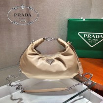 1BH172-3 PRADA普拉達新款原版皮雲朵包