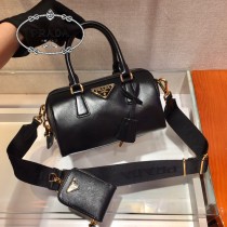 1BA846-5 波士頓三合壹 Prada hyper leaves三合壹枕頭包