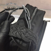 1BH017-3 PRADA普拉達原單新款相機包